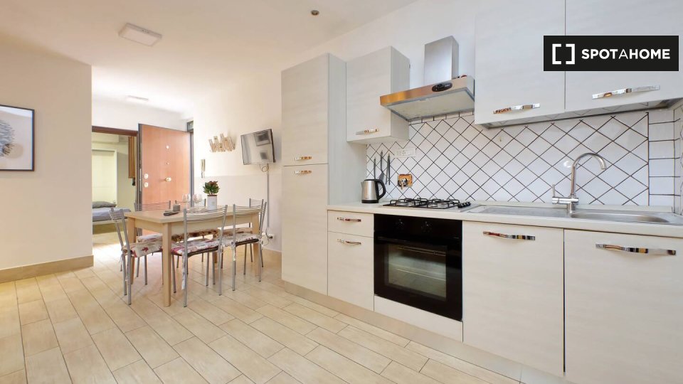 Immagine 1 di Appartamento in affitto  in Via Filippo Bernardini a Roma