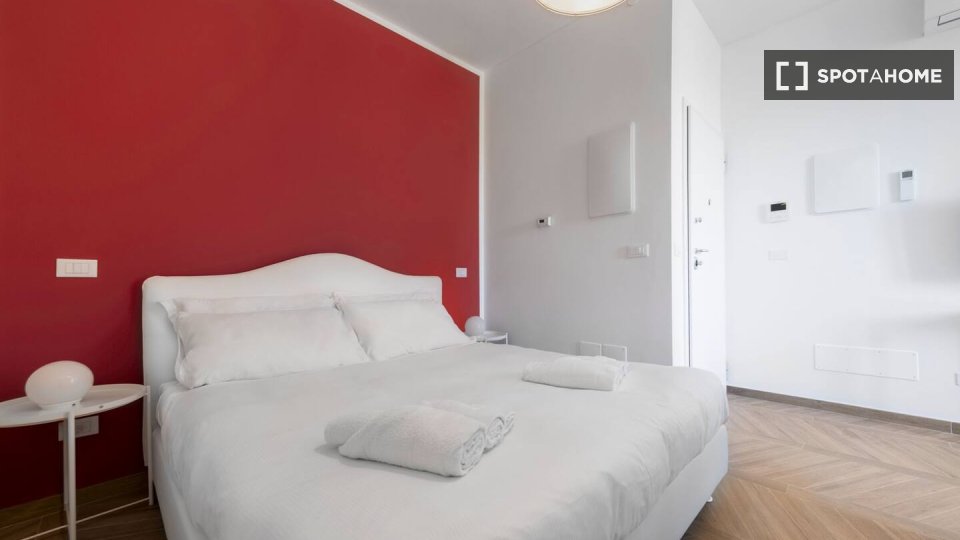 Immagine 1 di Appartamento in affitto  in Via Giuseppe Massarenti a Bologna