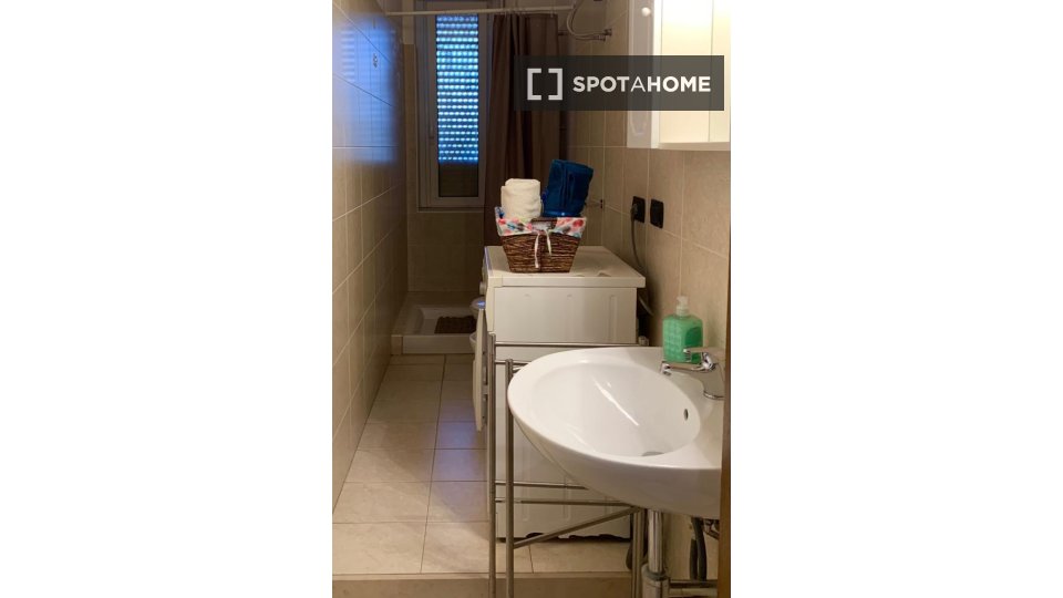 Immagine 9 di Appartamento in affitto  in Via Enrico Cialdini a Milano