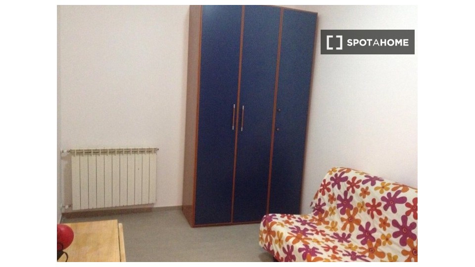 Immagine 3 di Appartamento in affitto  in Viale delle Repubbliche Marinare, 93 a Roma