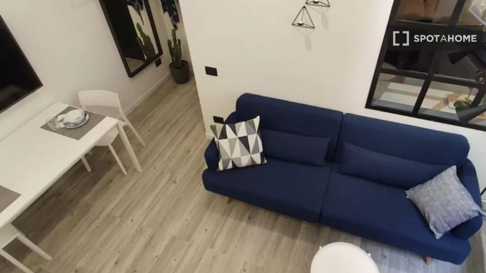 Immagine 1 di Appartamento in affitto  in Via Andrea Doria a Genova