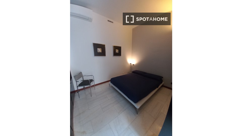 Immagine 15 di Appartamento in affitto  in V.le Bligny a Milano