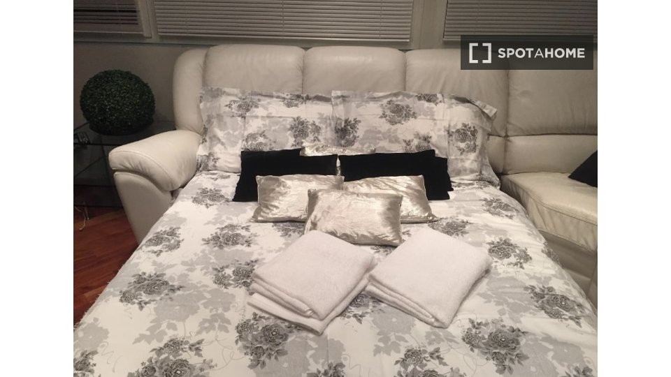 Immagine 17 di Ufficio in affitto  in Via Giuseppe Ripamonti a Milano