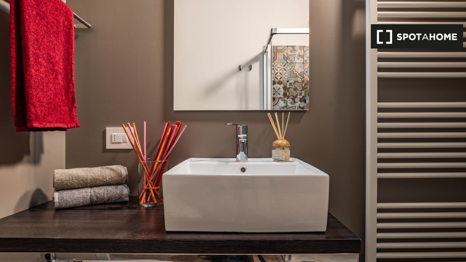 Immagine 6 di Camera condivisa in affitto  in Via Paganini a Rovereto