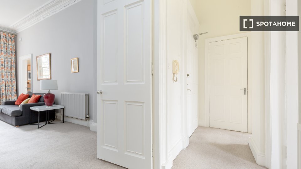 Immagine 17 di Appartamento in affitto  in Northumberland St a Inverleith, New Town and Fountainbridge