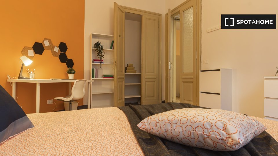 Immagine 6 di Camera condivisa in affitto  in Via Stefano Maria Clemente a Torino