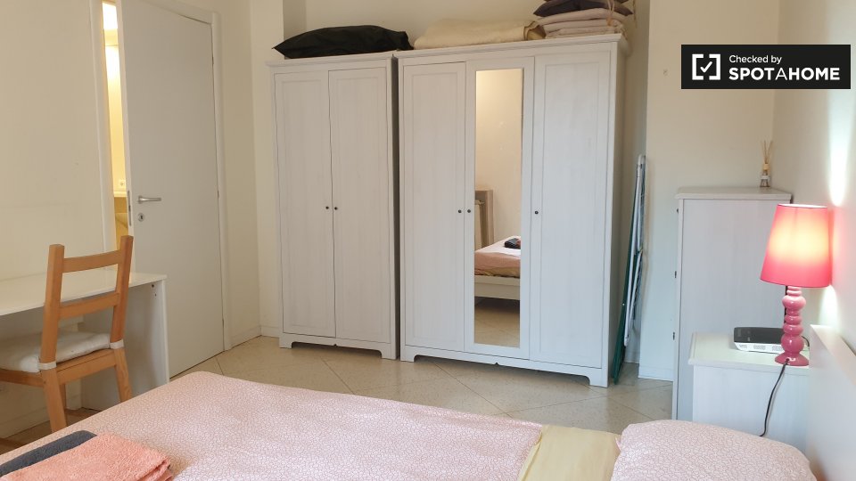 Immagine 4 di Camera condivisa in affitto  in Via Gentilino a Milano