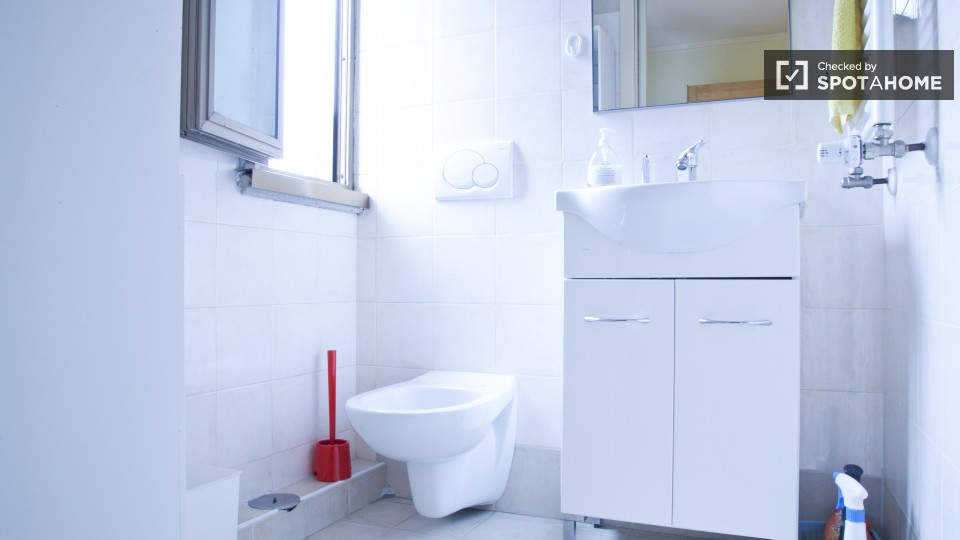 Immagine 7 di Camera condivisa in affitto  in Via Tiburtina a Roma