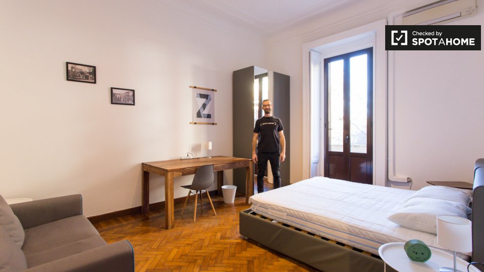 Immagine 15 di Camera condivisa in affitto  in Via Carlo Darwin a Milano