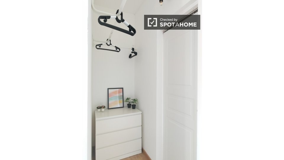 Immagine 7 di Camera condivisa in affitto  in Via Donatello a Milano