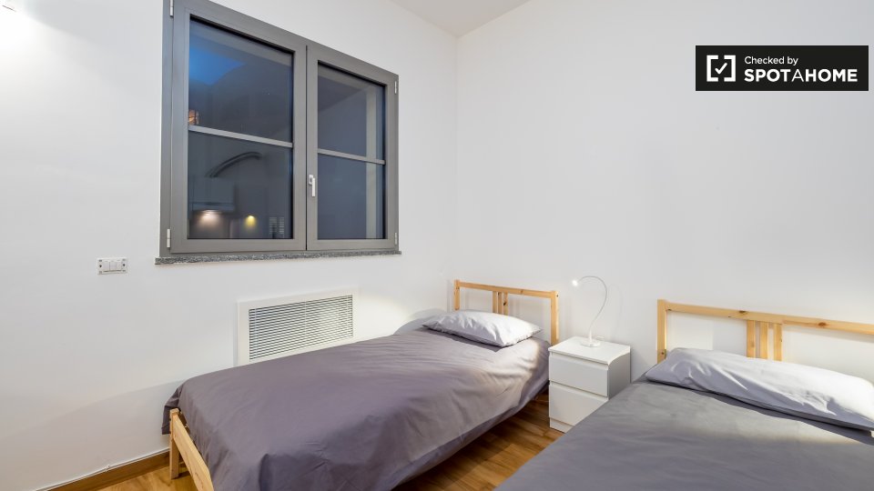 Immagine 6 di Ufficio in affitto  in Via Enrico Cosenz a Milano