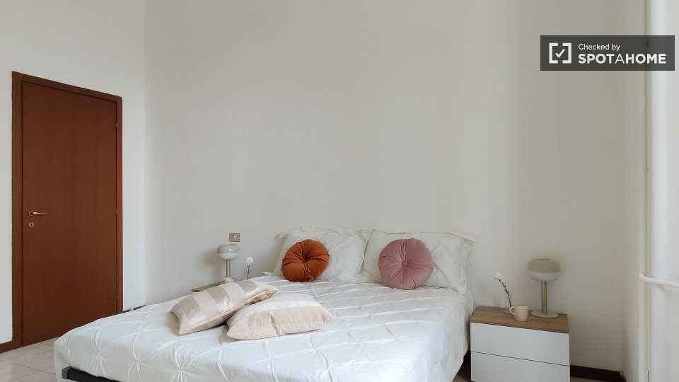 Immagine 2 di Appartamento in affitto  in Via Giuseppe Ripamonti a Milano