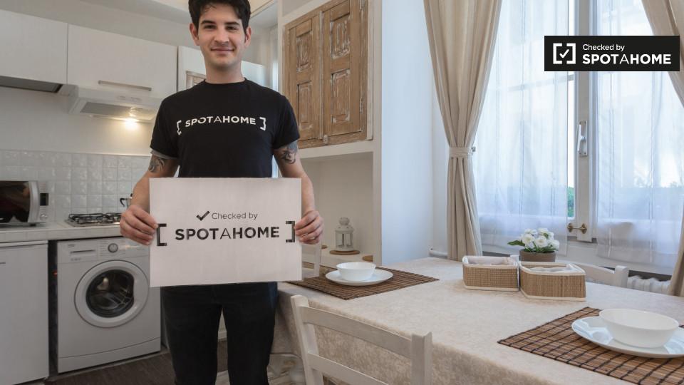 Immagine 8 di Appartamento in affitto  in Via Monte Velino a Milano