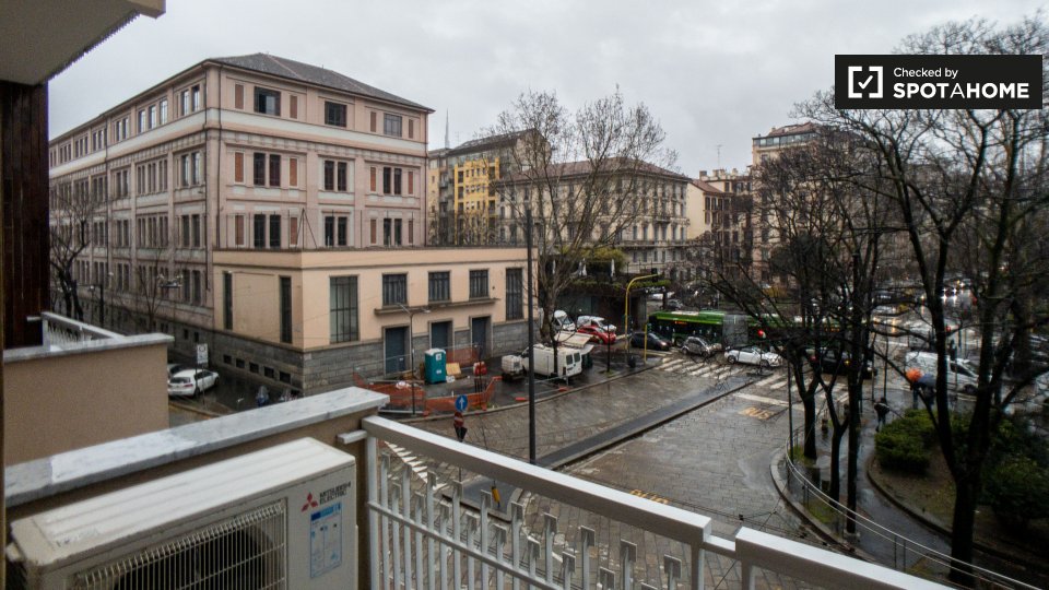 Immagine 19 di Appartamento in affitto  in Piazzale Biancamano a Milano