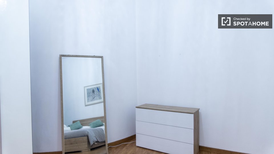 Immagine 8 di Appartamento in affitto  in Via Giovanni Antonelli a Roma