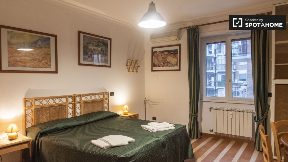 Immagine 12 di Ufficio in affitto  in Via Capitan Bavastro, 00154 Roma RM, Italy a Roma