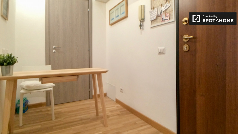 Immagine 7 di Appartamento in affitto  in Via Belsiana a Roma