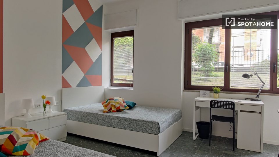 Immagine 13 di Camera condivisa in affitto  in Via Monte S. Genesio a Milano