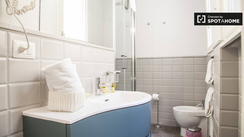 Immagine 15 di Appartamento in affitto  in Piazza Pio XI a Roma