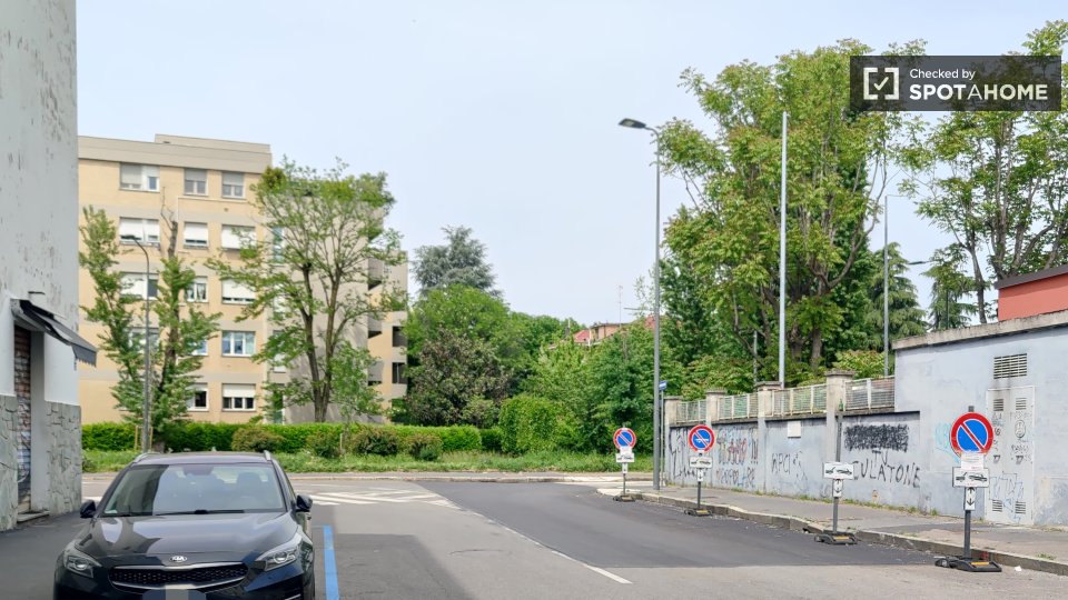 Immagine 9 di Appartamento in affitto  in Via Val Gardena a Milano