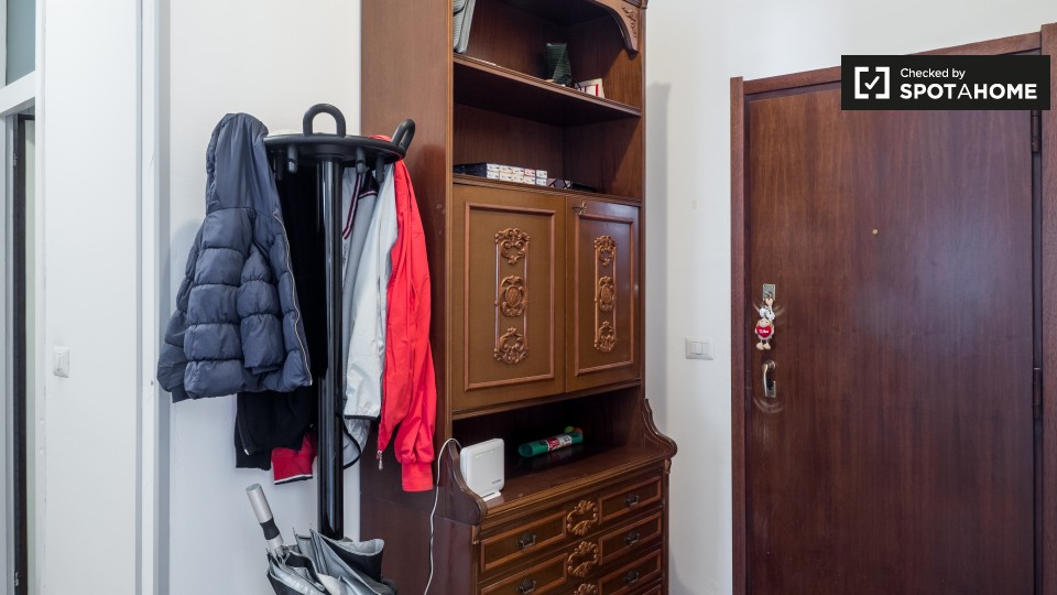 Immagine 15 di Camera condivisa in affitto  in Via Michele Saponaro a Milano