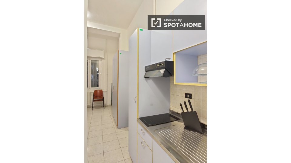 Immagine 10 di Appartamento in affitto  in Via degli Etruschi a Milano