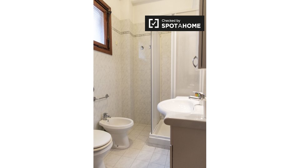 Immagine 17 di Appartamento in affitto  in Via della Balduina a Roma