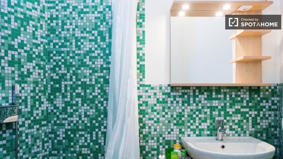 Immagine 14 di Ufficio in affitto  in Via Cuneo a Milano