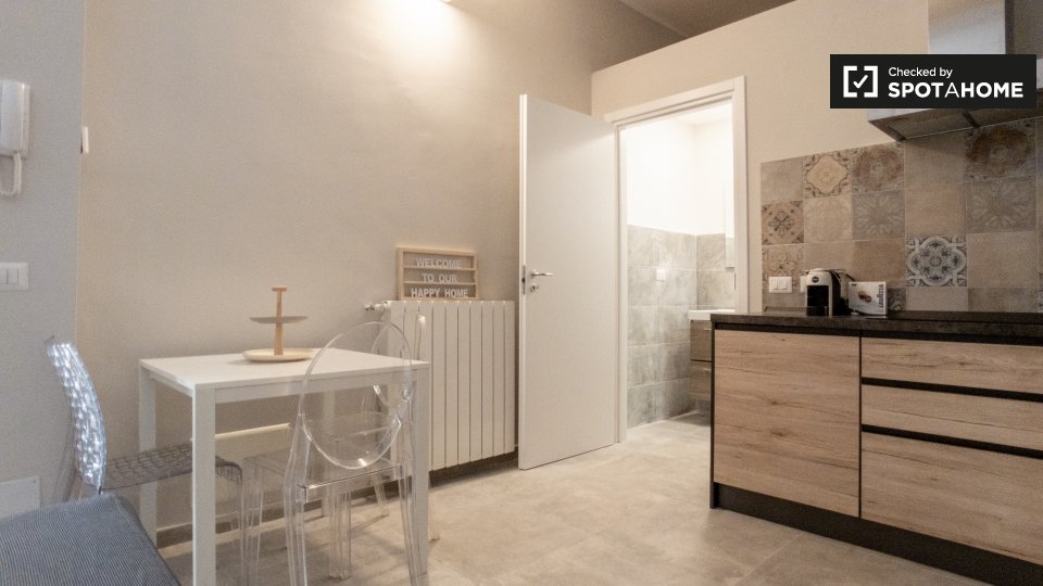 Immagine 12 di Appartamento in affitto  in Via Cicco Simonetta, 20123 Milano MI, Italy a Milano