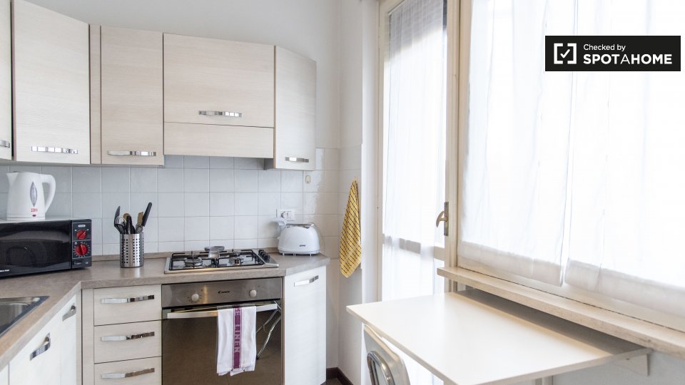 Immagine 19 di Appartamento in affitto  in Via Druso a Roma