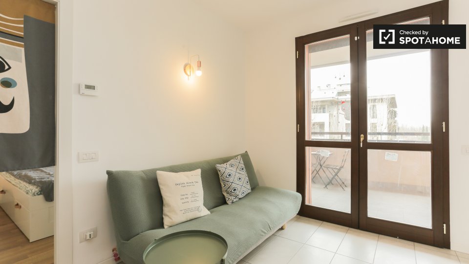 Immagine 3 di Appartamento in affitto  in Via Erice, 20141 Milano MI, Italy a Milano