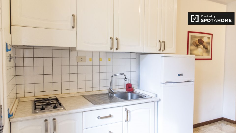 Immagine 5 di Appartamento in affitto  in Via della Balduina a Roma