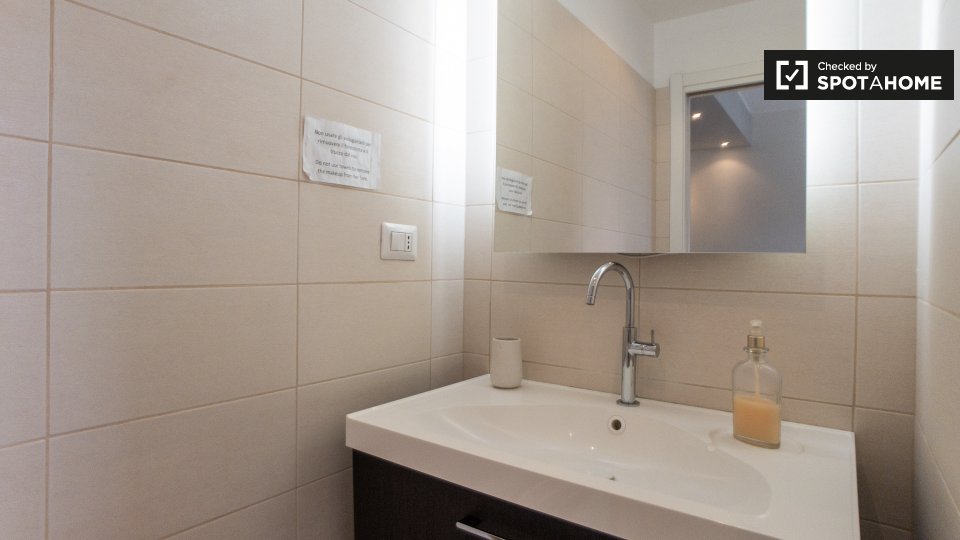 Immagine 13 di Ufficio in affitto  in Via Rogoredo, 20138 Milano MI, Italy a Milano