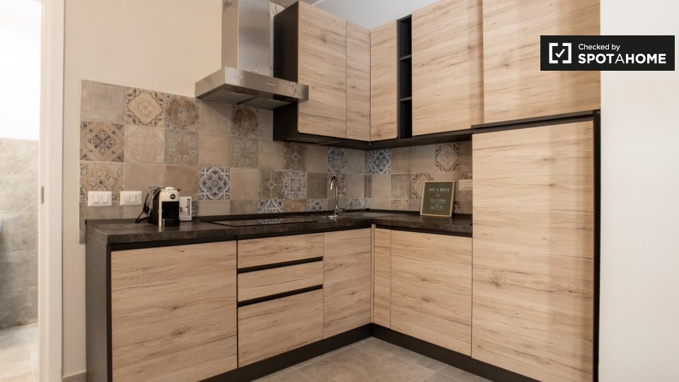 Immagine 11 di Appartamento in affitto  in Via Cicco Simonetta, 20123 Milano MI, Italy a Milano