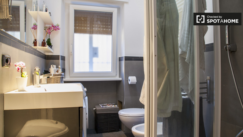 Immagine 10 di Appartamento in affitto  in Via Vallericcia a Roma