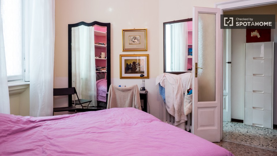 Immagine 7 di Camera condivisa in affitto  in Viale Edoardo Jenner a Milano