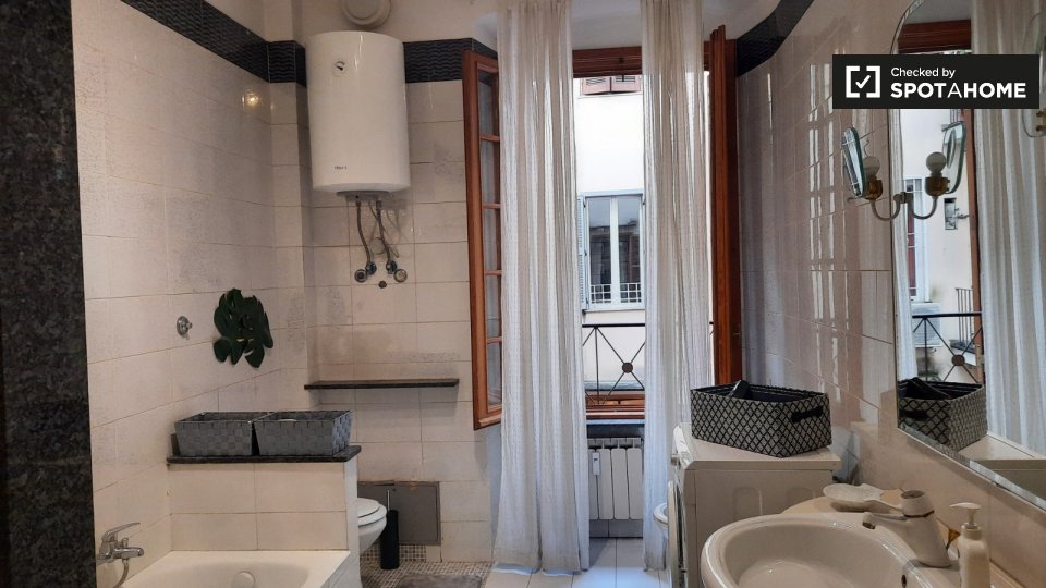 Immagine 15 di Appartamento in affitto  in Via Roma Libera a Roma