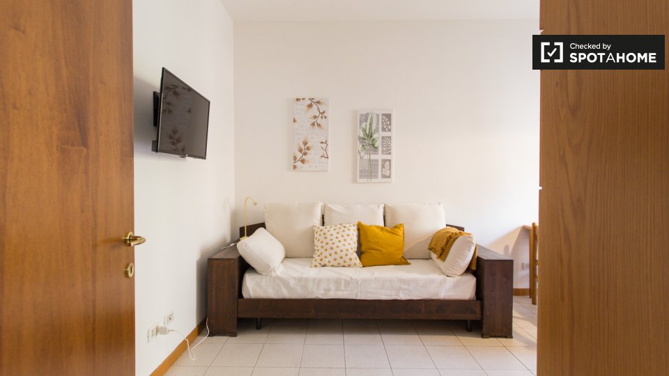 Immagine 2 di Appartamento in affitto  in Via Giuseppina Lazzaroni a Milano