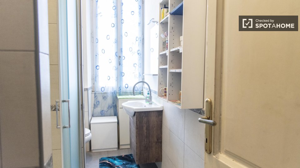 Immagine 18 di Camera condivisa in affitto  in Largo Trionfale a Roma