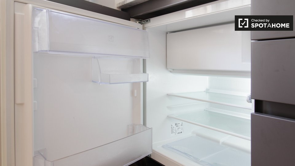 Immagine 15 di Appartamento in affitto  in Via Giuseppe Luigi Lagrange, 10123 Torino TO, Italy a Torino