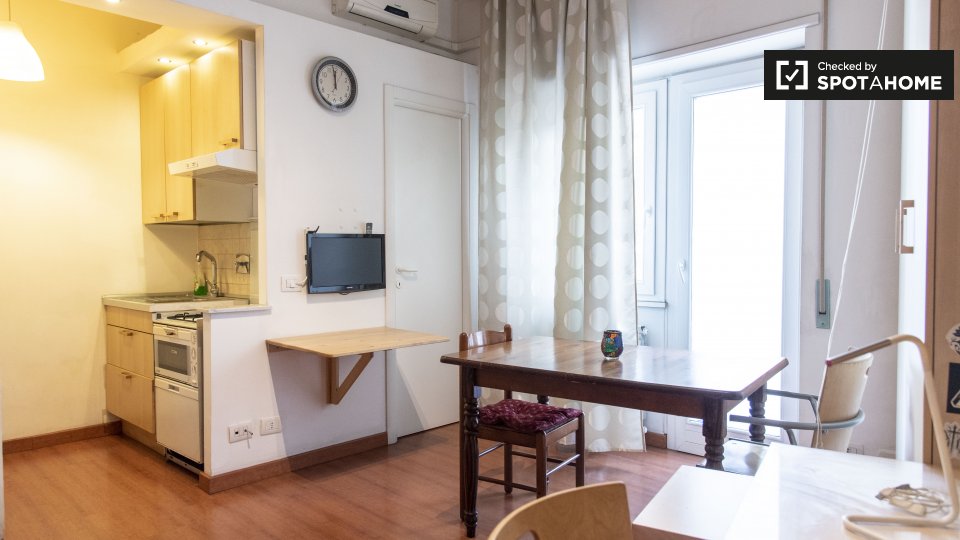 Immagine 5 di Ufficio in affitto  in Viale Scalo San Lorenzo a Roma