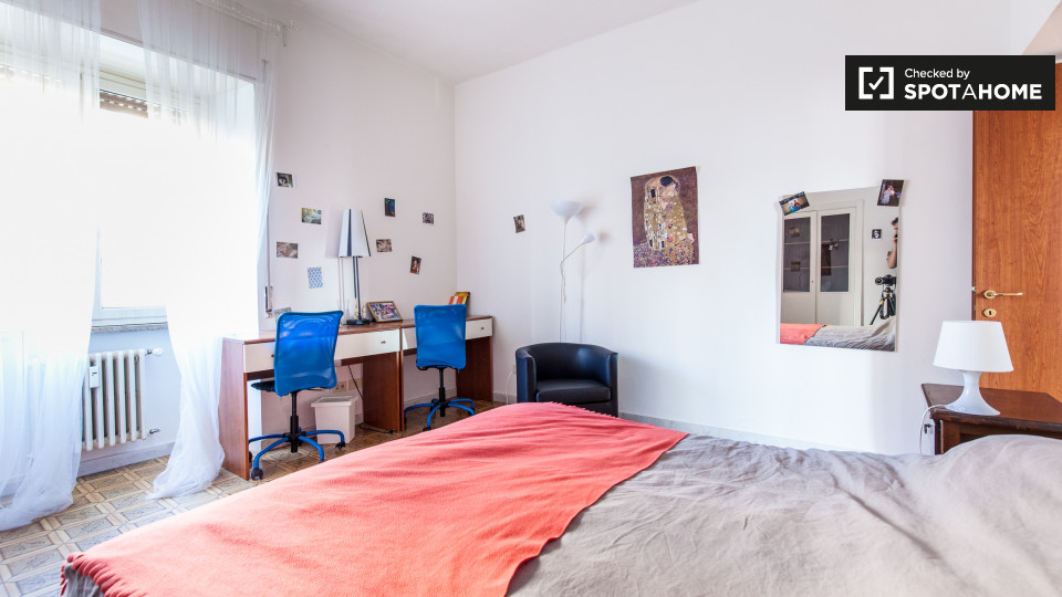 Immagine 12 di Camera condivisa in affitto  in Viale dello Scalo San Lorenzo a Roma