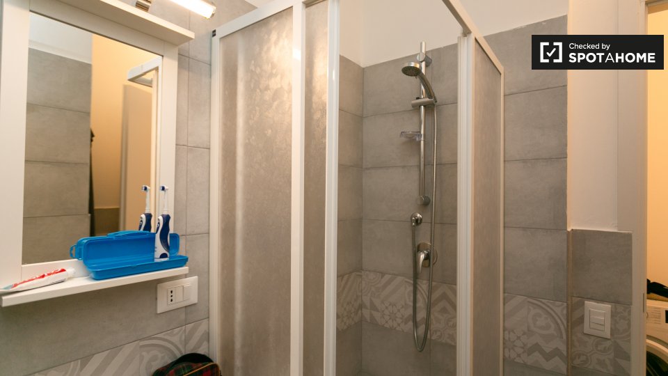 Immagine 15 di Camera condivisa in affitto  in Via Francesco Caracciolo, 20155 Milano MI, Italy a Milano