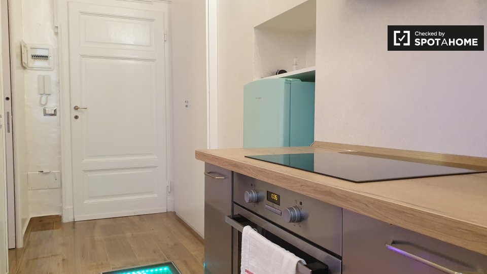 Immagine 7 di Ufficio in affitto  in Viale Gian Galeazzo a Milano