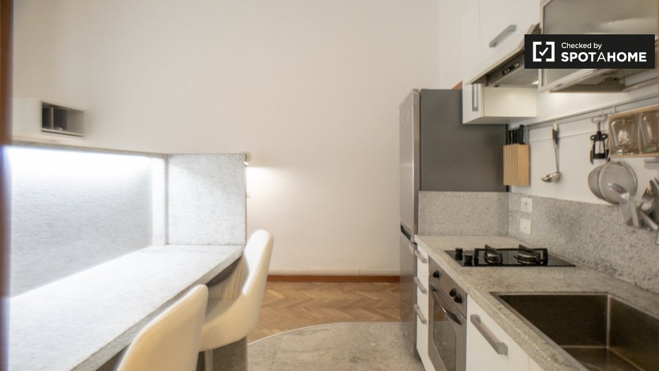 Immagine 5 di Appartamento in affitto  in Via Leopoldo Cicognara, 20129 Milano MI, Italy a Milano