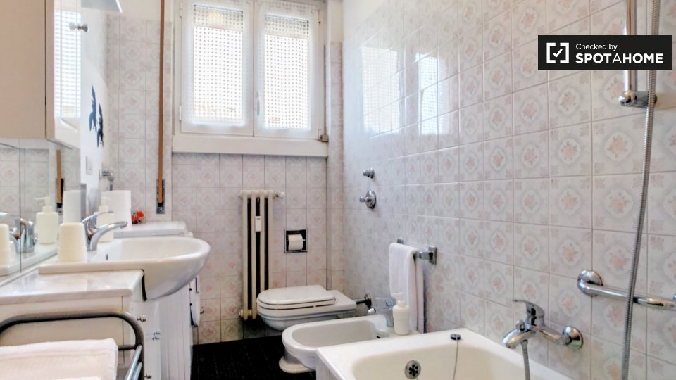 Immagine 18 di Appartamento in affitto  in Via A. Sciesa a Rho