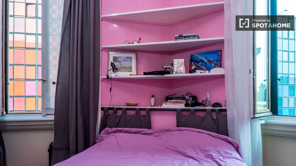 Immagine 3 di Camera condivisa in affitto  in Viale Edoardo Jenner a Milano