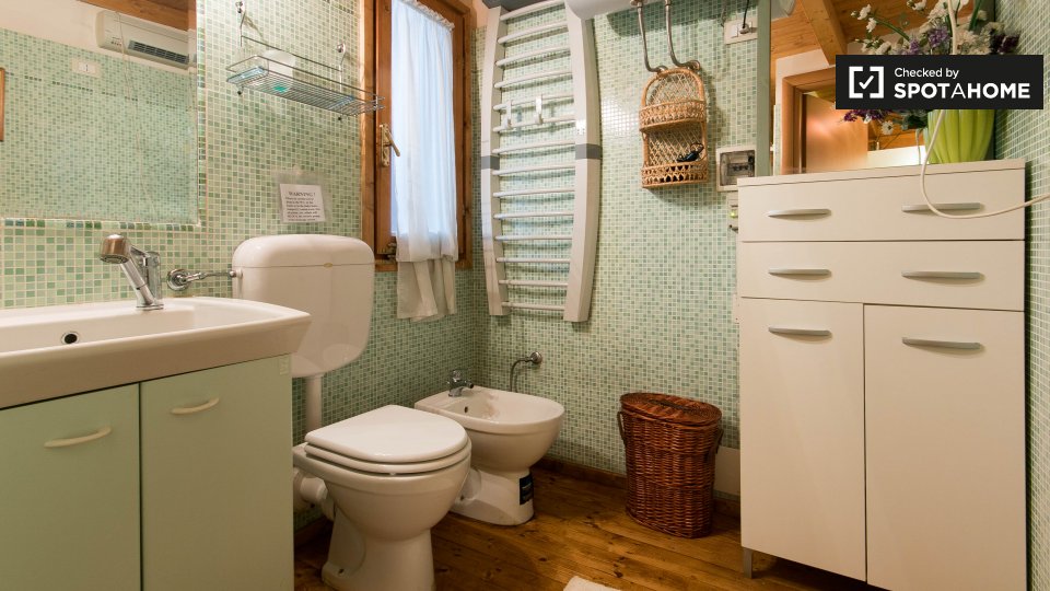 Immagine 11 di Ufficio in affitto  in Via Gallia a Roma