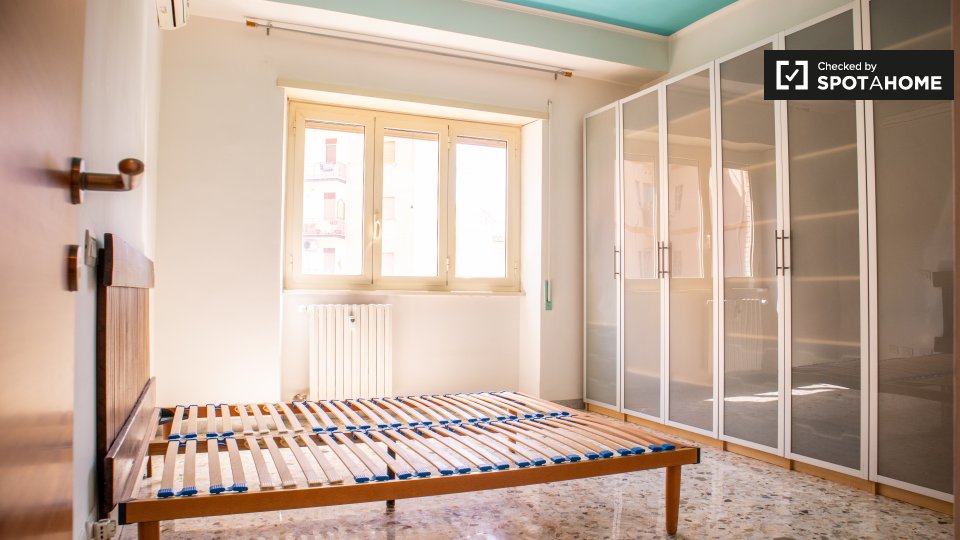 Immagine 11 di Appartamento in affitto  in Via Gregorio XIII, 00167 Roma RM, Italy a Roma