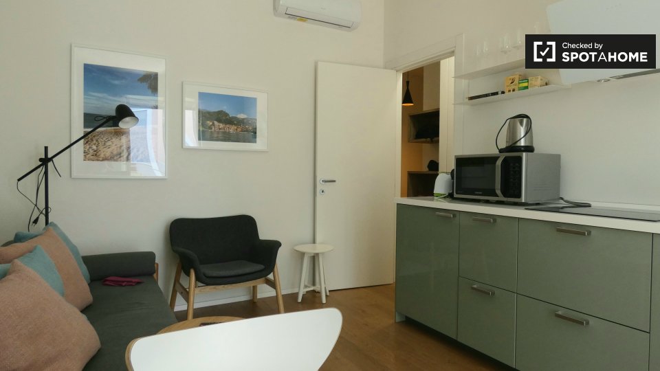 Immagine 6 di Appartamento in affitto  in Via Cenisio a Milano